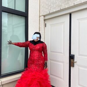 Elegant Red Lace Gown with Tulle Skirt